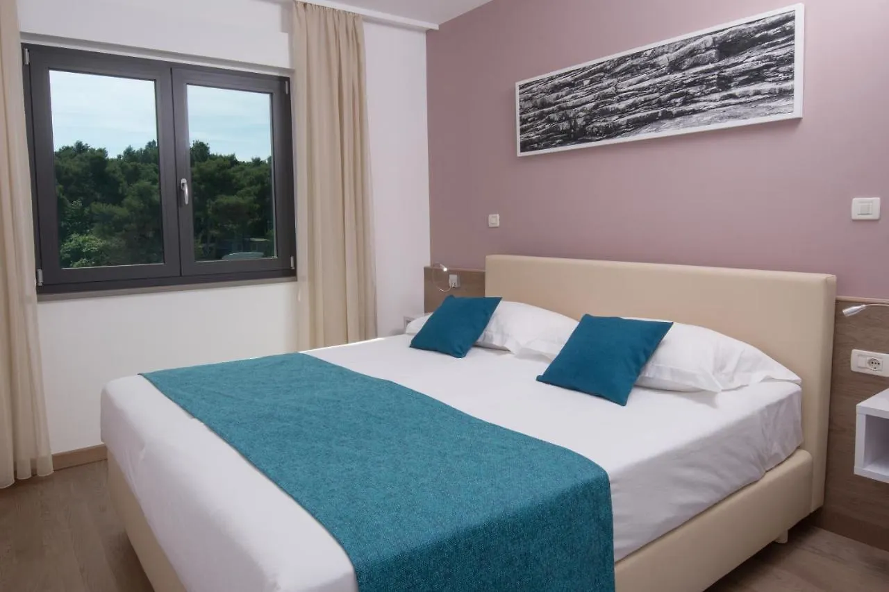 Aparthotel Punta Blu - Pool & Spa Premantura
